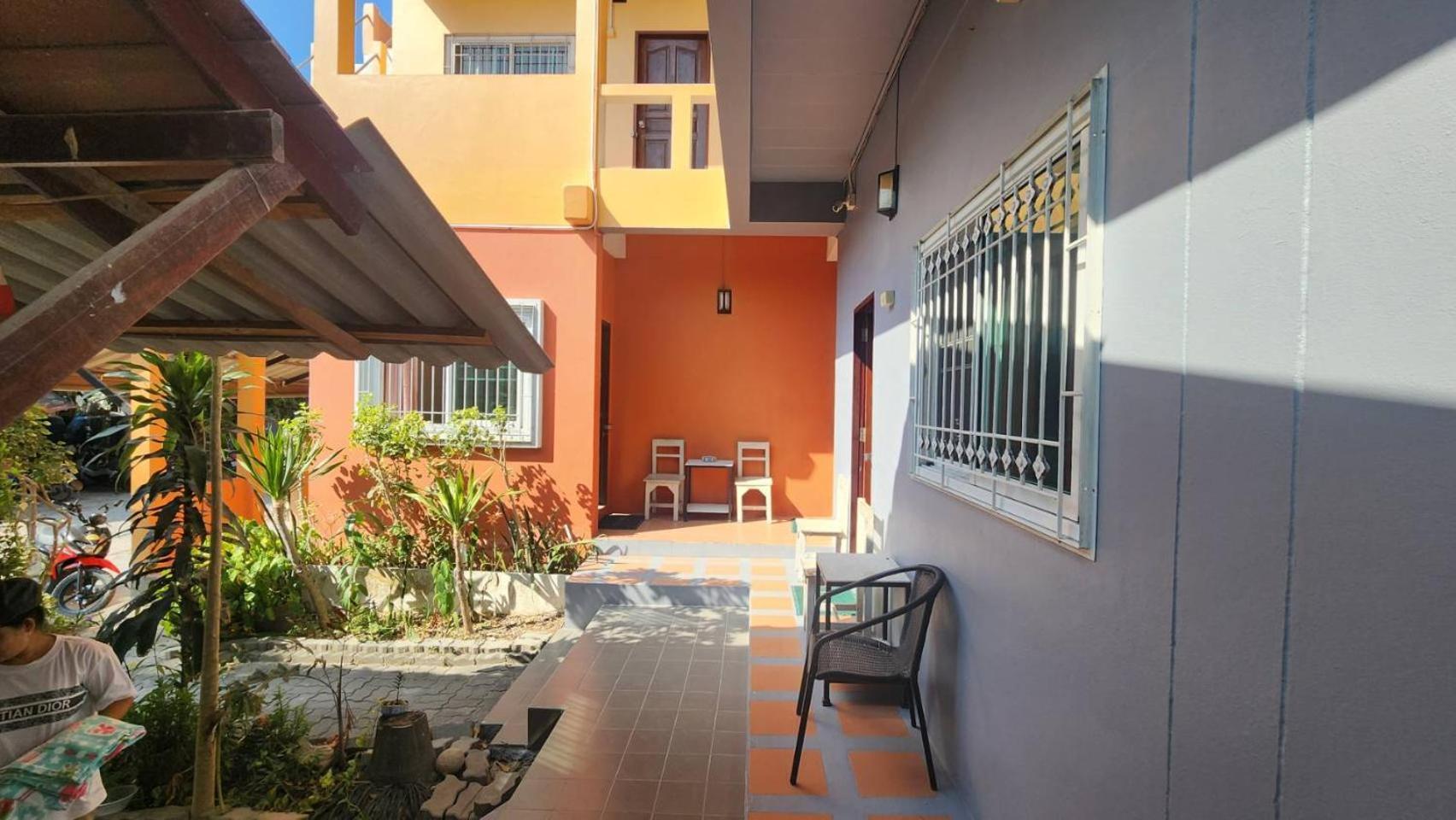 Sarin Guesthouse สาริน Koh Tao Exterior photo